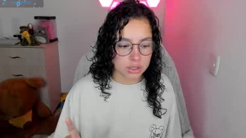 Snapshot of aqua_emilly chatting on January 6, 9:07 pm aqua emilly online show from January 6, 9:07 pm