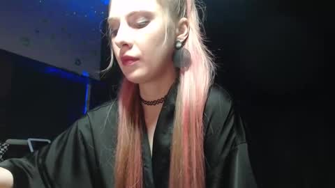 aqualen online show from March 7, 3:20 pm