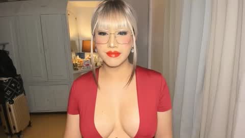 Alicia online show from November 23, 8:25 am