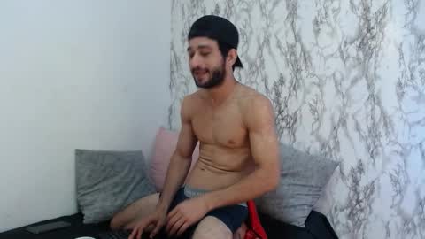 Snapshot of arabe_go chatting on February 27, 3:39 am arabe_go online show from February 27, 3:39 am