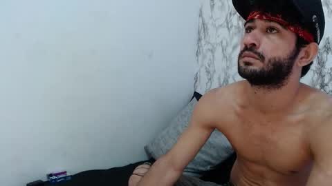 Snapshot of arabe_go chatting on March 3, 3:45 am arabe_go online show from March 3, 3:45 am