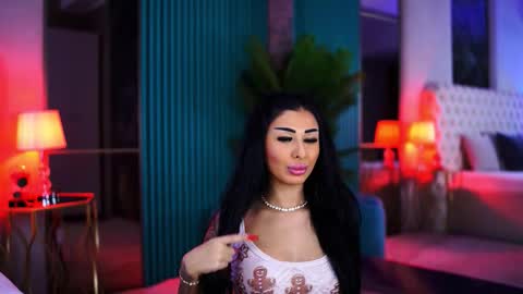 arabellaposh online show from December 21, 5:58 am