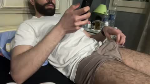 Snapshot of arabman991 chatting on January 2, 12:23 am Egyptian Man online show from January 2, 12:23 am