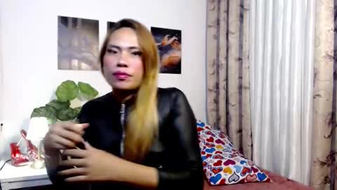 arahsexybitch online show from February 27, 4:51 pm
