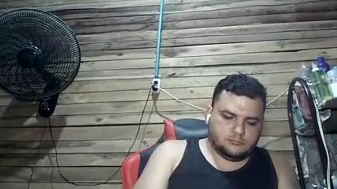 Snapshot of arcanguel_05 chatting on July 3, 4:52 am arcanguel 05 online show from July 3, 4:52 am