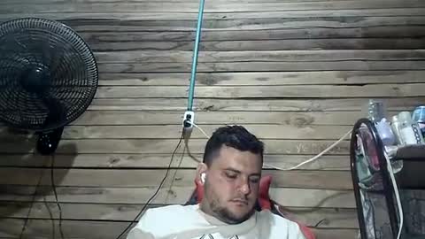 Snapshot of arcanguel_05 chatting on July 5, 4:07 am arcanguel 05 online show from July 5, 4:07 am