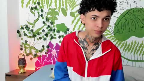 Snapshot of arceluuz chatting on December 28, 2:32 pm Arceluz online show from December 28, 2:32 pm