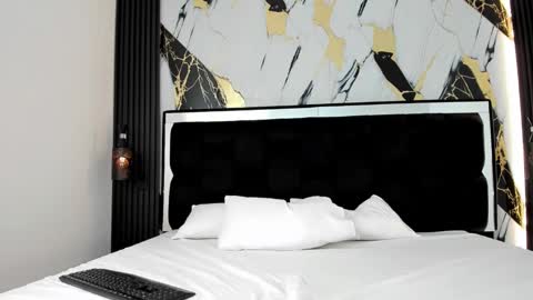 Snapshot of arceluuz chatting on February 1, 8:26 pm Arceluz online show from February 1, 8:26 pm