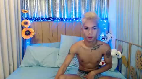 Snapshot of archie_moreno chatting on June 12, 9:14 pm ARCHIE online show from June 12, 9:14 pm