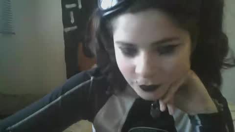 Daisy online show from February 28, 4:19 pm