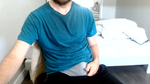Snapshot of arekusan6 chatting on June 28, 11:27 am Arek online show from June 28, 11:27 am
