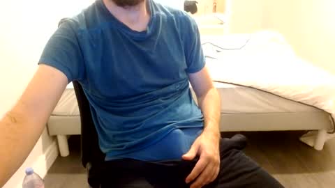 Snapshot of arekusan6 chatting on July 7, 10:25 pm Arek online show from July 7, 10:25 pm
