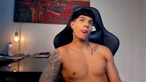 aress444 online show from November 12, 12:44 am