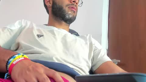 Alex Cortez online show from April 30, 5:52 pm
