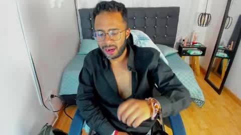 Alex Cortez online show from May 7, 8:03 pm