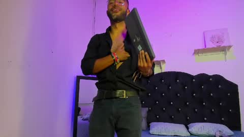 Alex Cortez online show from May 19, 9:21 pm