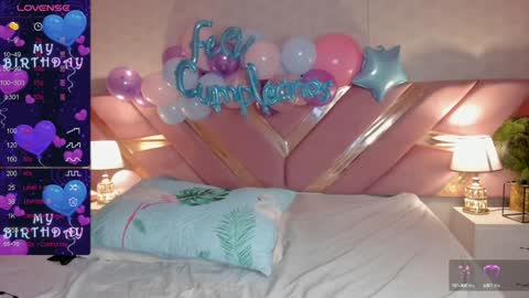 Snapshot of ari_sunshine chatting on January 15, 12:09 am Ari  online show from January 15, 12:09 am