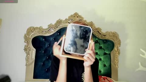 Ari  online show from November 17, 4:07 am