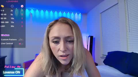 Snapshot of aria_b1 chatting on January 29, 11:56 pm Aria B online show from January 29, 11:56 pm