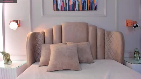 Snapshot of aria_greco chatting on March 8, 3:39 am Aria  online show from March 8, 3:39 am