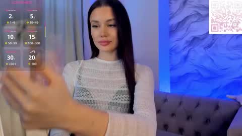 aria_mila online show from October 5, 11:30 am