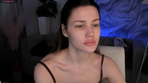 aria_mila online show from April 3, 3:04 am