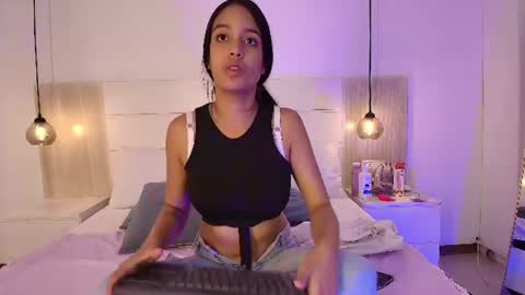  Aria online show from August 1, 7:57 pm