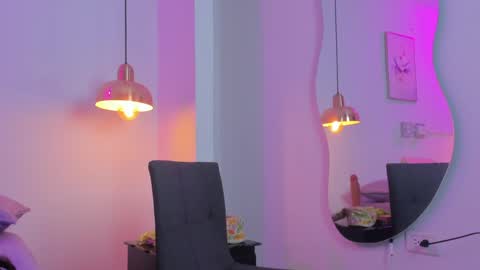 aria_millers1 online show from April 25, 11:24 am