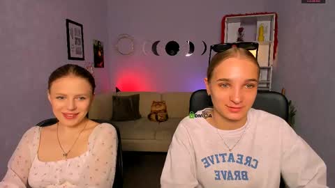 aria_voss_ online show from May 20, 5:35 am