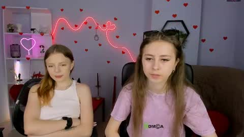 aria_voss_ online show from May 21, 5:47 am