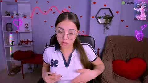 aria_voss_ online show from May 28, 6:00 am