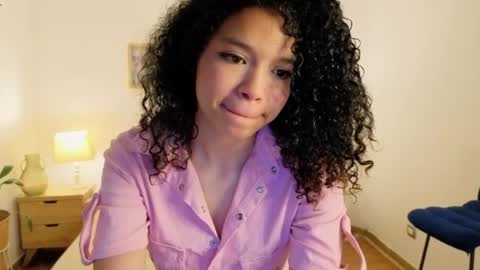 Snapshot of ariaa_23 chatting on May 13, 12:13 pm ariaa_23 online show from May 13, 12:13 pm