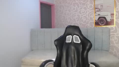 Snapshot of ariabliss_ch chatting on June 24, 3:05 am ariabliss_ch online show from June 24, 3:05 am