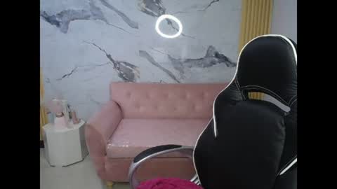 Snapshot of ariabliss_ch chatting on July 16, 3:23 am ariabliss_ch online show from July 16, 3:23 am