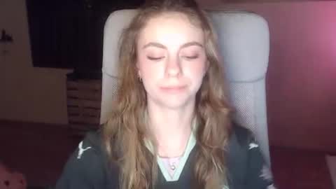 AriaCreazy online show from February 9, 9:30 pm