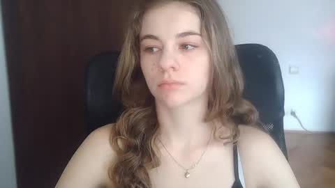 AriaCreazy online show from July 3, 6:31 am