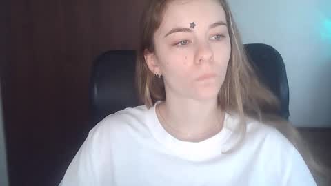 AriaCreazy online show from July 8, 6:07 am