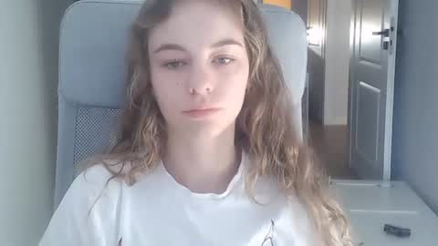 AriaCreazy online show from July 16, 6:19 am