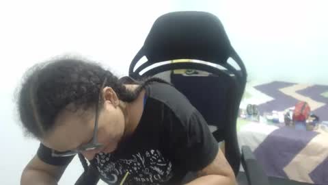 ...Ariana... online show from March 20, 6:24 pm