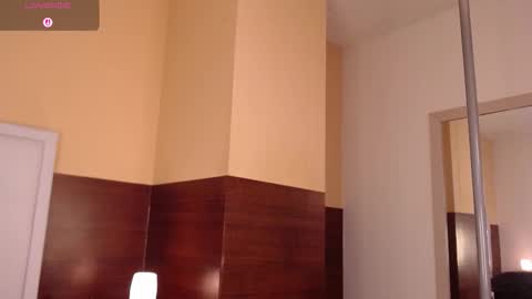 Snapshot of ariadnaaa_ chatting on March 10, 3:44 am Ariadna online show from March 10, 3:44 am