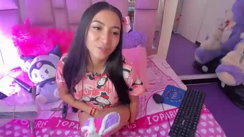 ariadnacappelletty online show from April 29, 5:30 pm