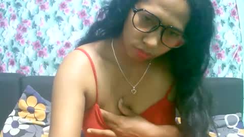 Snapshot of ariah13 chatting on January 18, 7:39 pm ariah13 online show from January 18, 7:39 pm