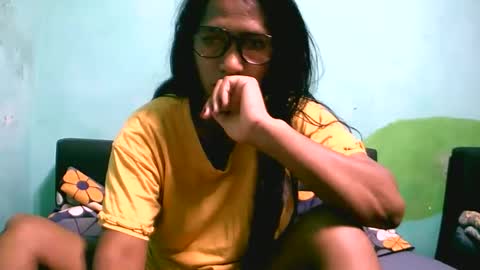 Snapshot of ariah13 chatting on February 14, 3:42 pm ariah13 online show from February 14, 3:42 pm