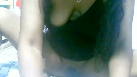 Snapshot of ariah13 chatting on February 28, 6:20 pm ariah13 online show from February 28, 6:20 pm