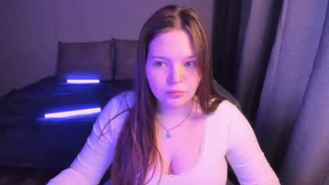 Snapshot of arialane_ chatting on September 25, 7:01 am Aria online show from September 25, 7:01 am