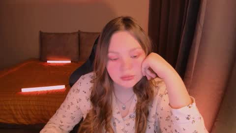 Snapshot of arialane_ chatting on September 26, 4:33 pm Aria online show from September 26, 4:33 pm