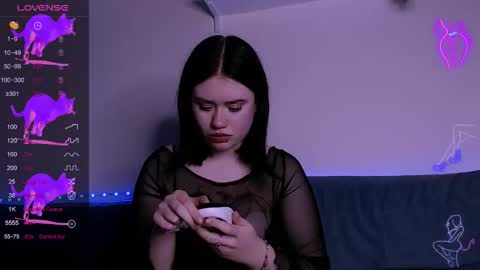 Aria online show from October 21, 3:24 pm
