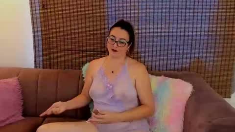 Snapshot of ariana_cross_ chatting on May 11, 2:45 pm Ariana Cruz online show from May 11, 2:45 pm