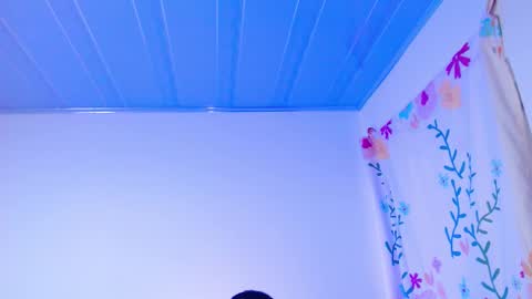 Snapshot of ariana_esteban07 chatting on February 2, 12:04 pm ariana_esteban07 online show from February 2, 12:04 pm