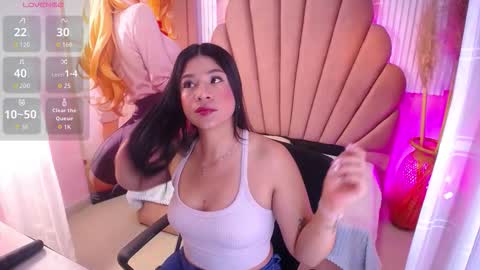 ariana_hill_ online show from November 2, 12:18 pm